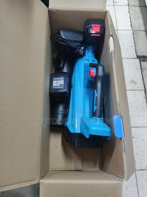 Cordless Heavy Duty Leaf Blower - thumbnail 2