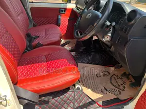 Toyota Land Cruiser 79 Series 2016 Beige