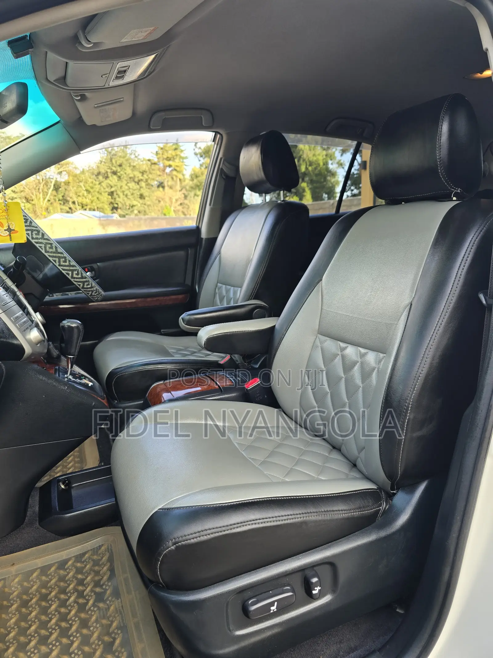 Toyota Harrier 240G 2007 White