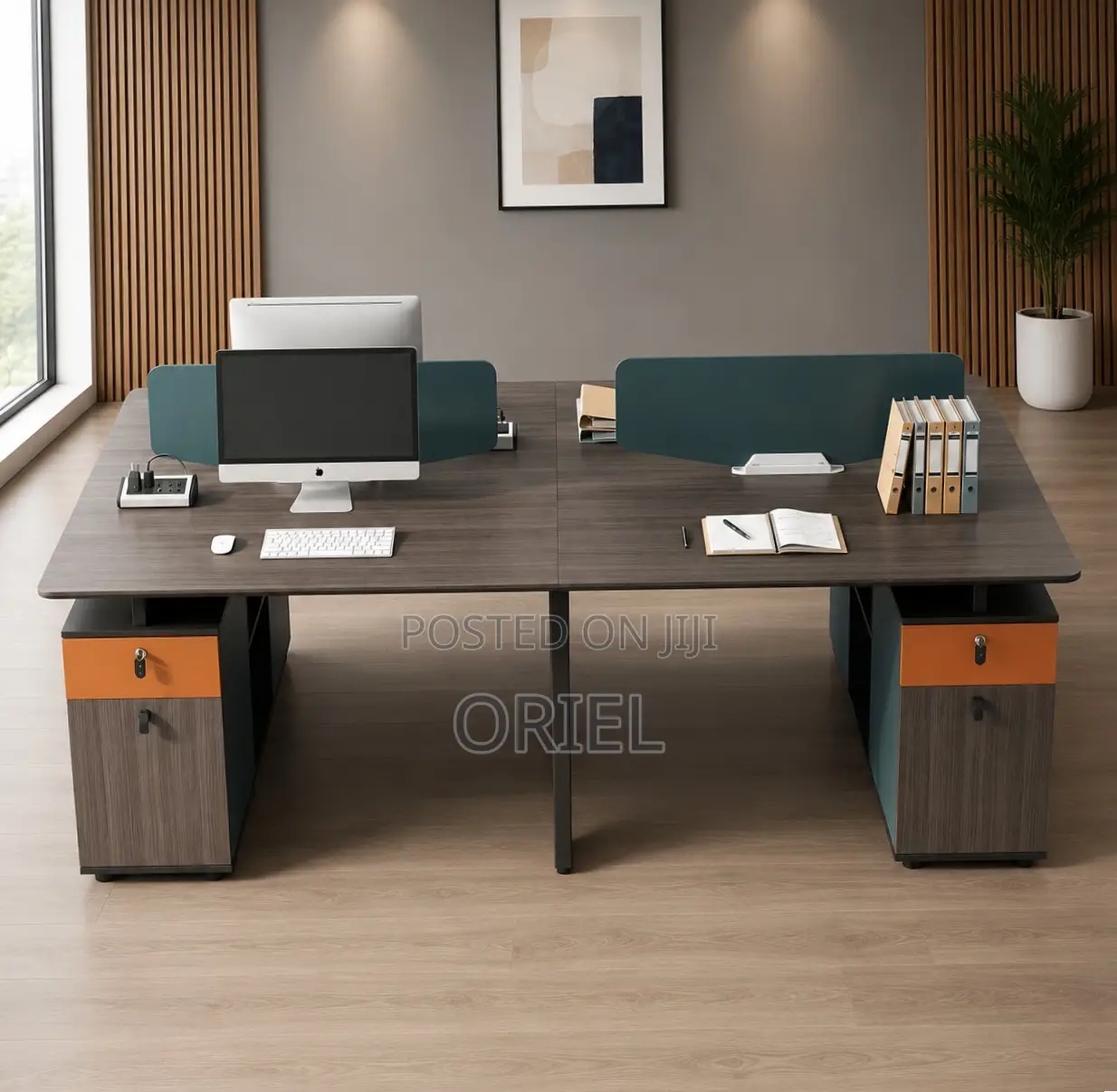 Ofifce Workstation : 4-Way Designed Staff Workstation