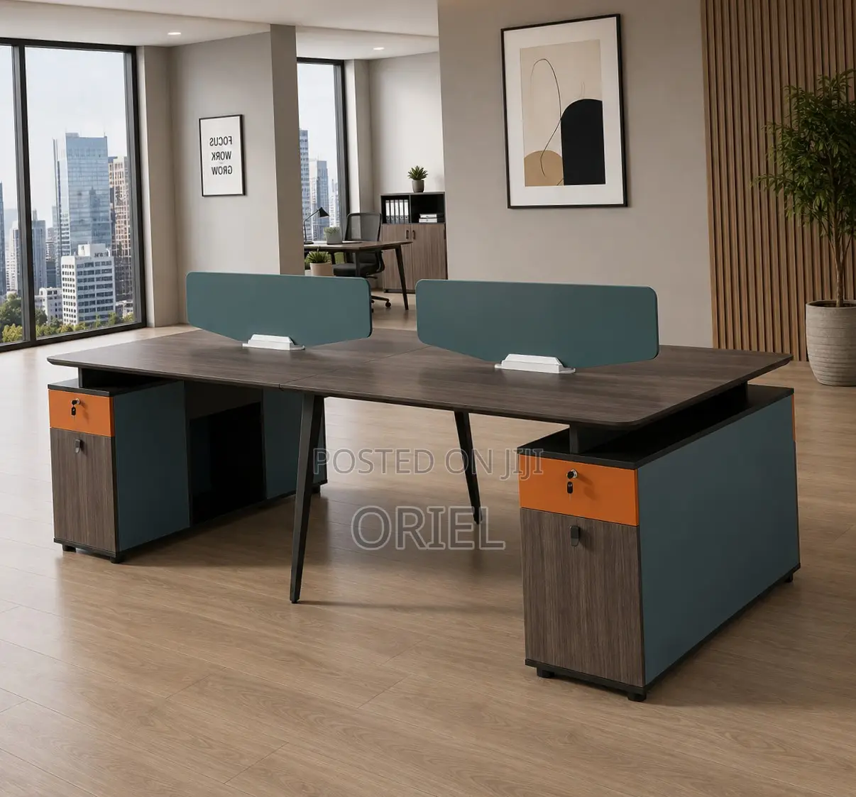 Ofifce Workstation : 4-Way Designed Staff Workstation