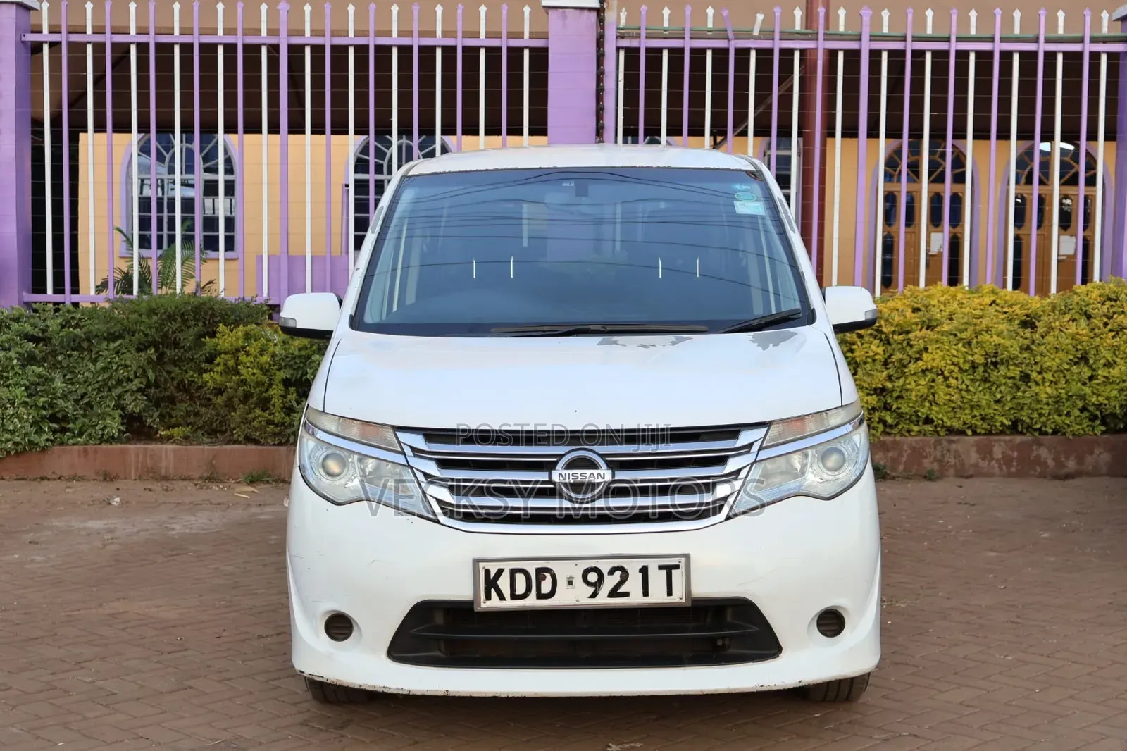 Nissan Serena 2014 White