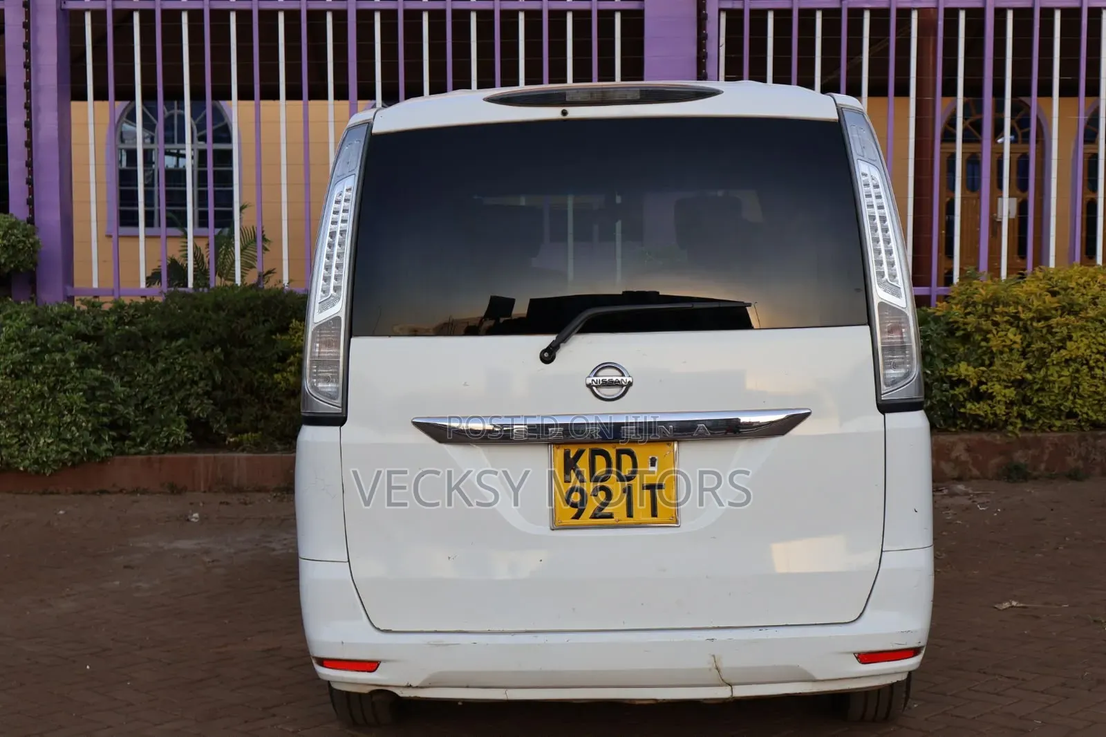 Nissan Serena 2014 White