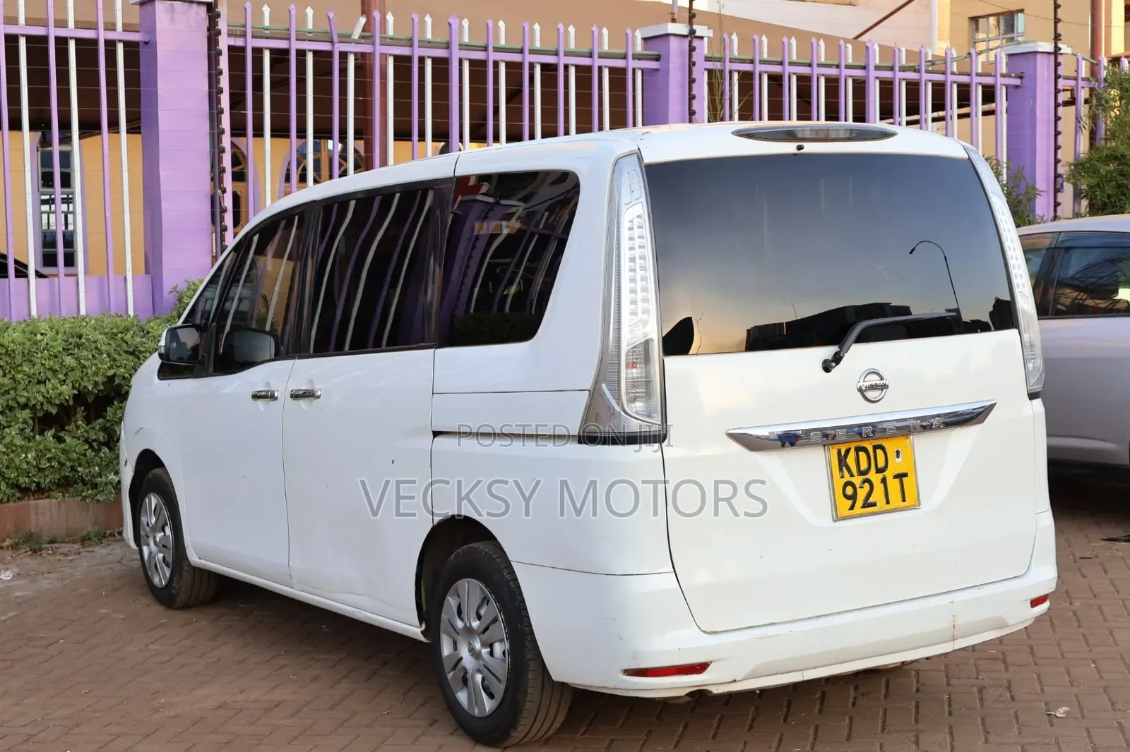Nissan Serena 2014 White