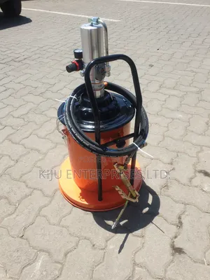 Pneumatic Grease Bucket