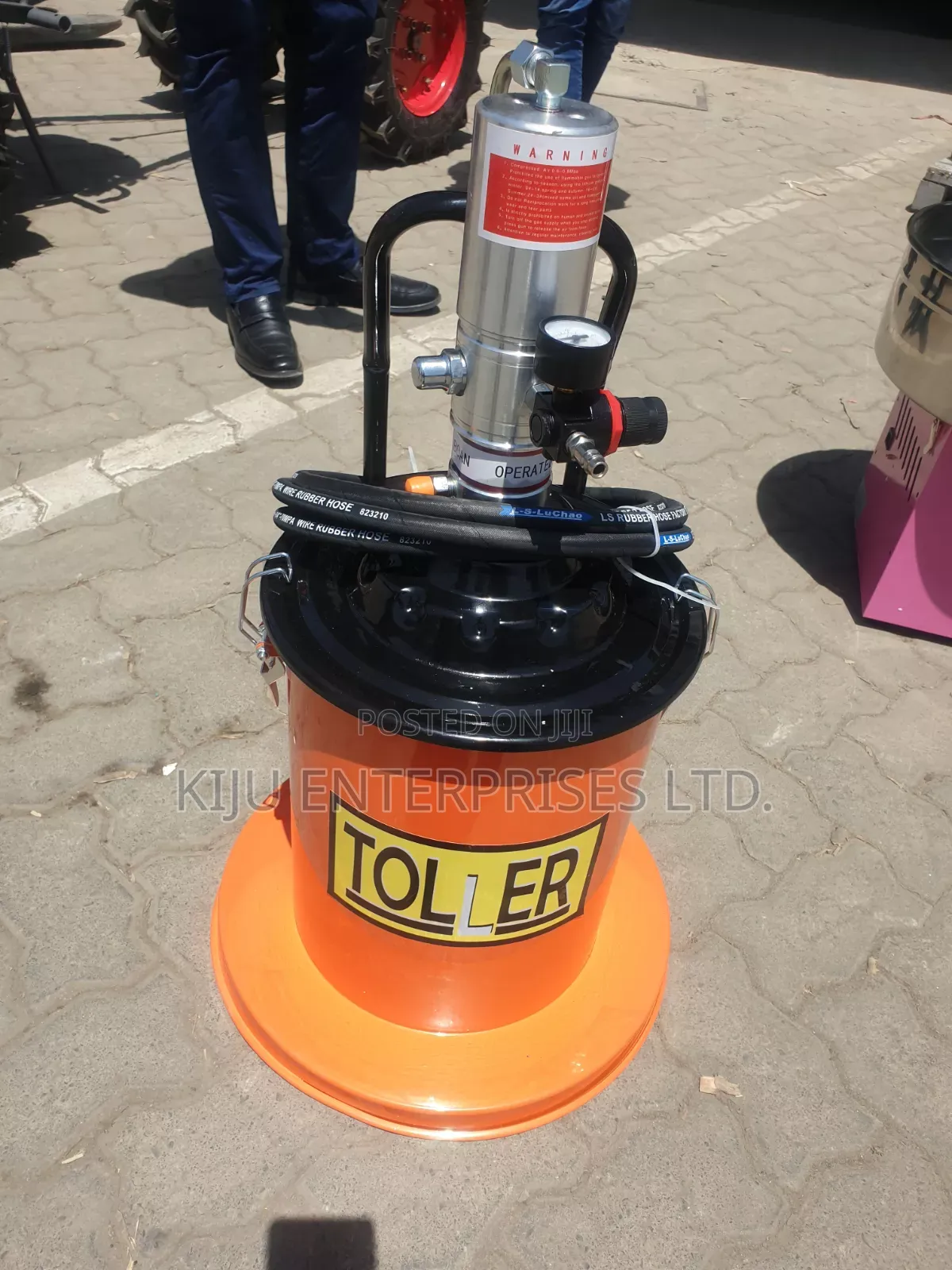 Pneumatic Grease Bucket