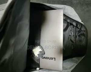 Laptop Lenovo V330 8GB Intel HDD 500GB