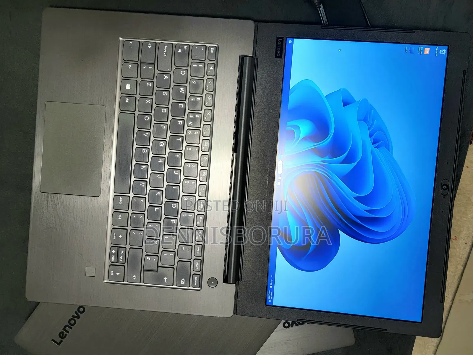 Laptop Lenovo V330 8GB Intel HDD 500GB