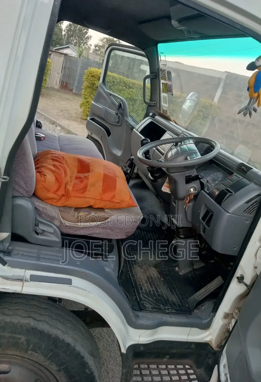 Mitsubishi Canter 4d 34