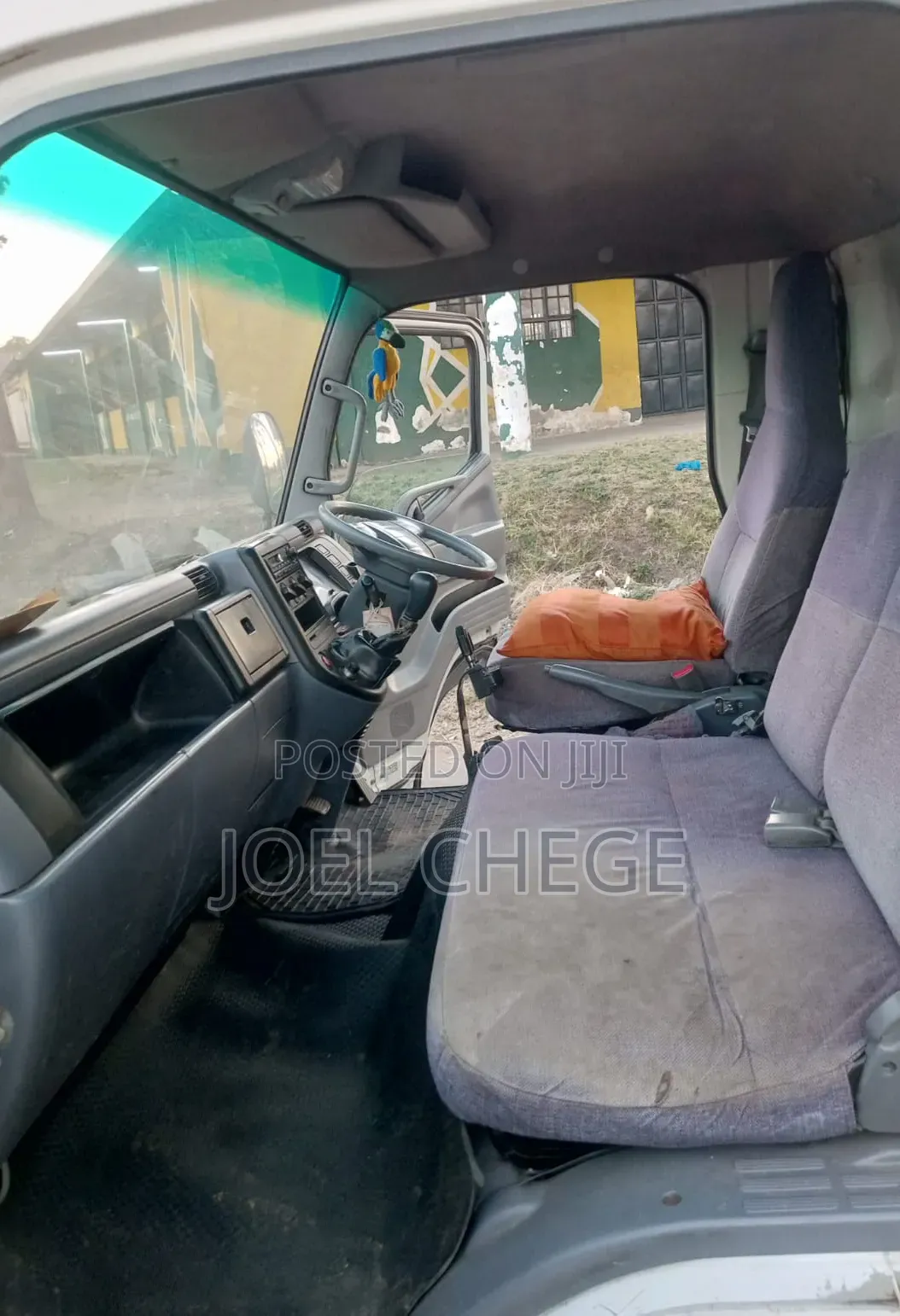 Mitsubishi Canter 4d 34