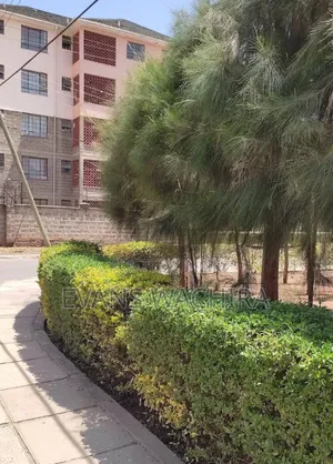 2bdrm Apartment in Greenspan Estate for sale