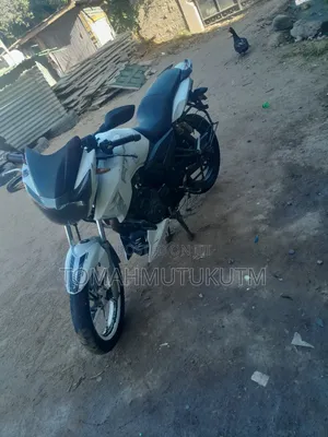 TVS Apache 180 RTR 2018 White