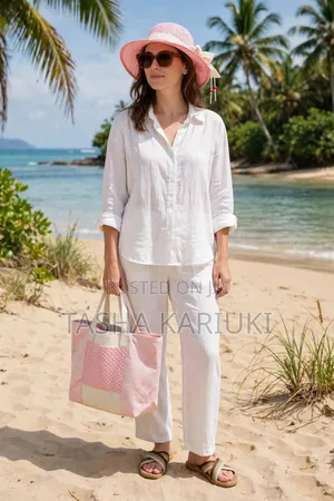 4PC Beach Essentials Set – Stylish & Summer Ready