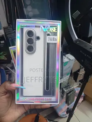 White Leather Smartphone Case. The Packaging for the "Z Fold 6 Ultra"