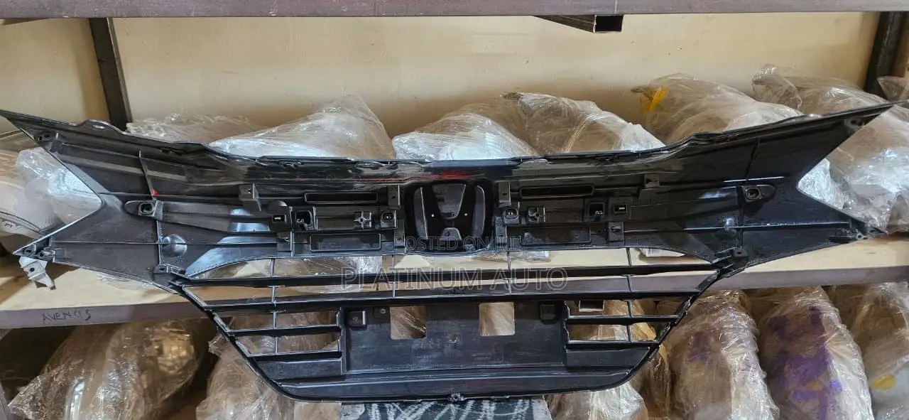 Honda Vezel Grill