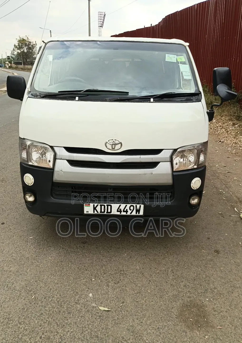 Toyota HiAce 2014 White
