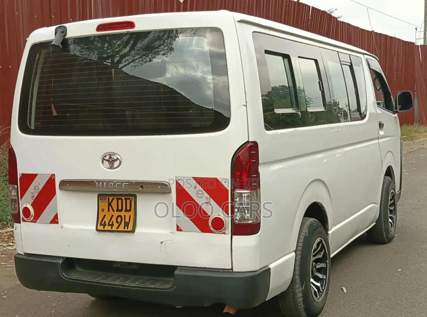 Toyota HiAce 2014 White