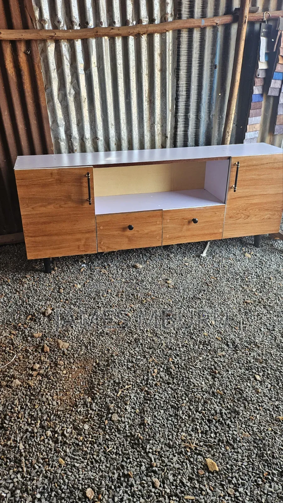 Good Quality TV Stand
