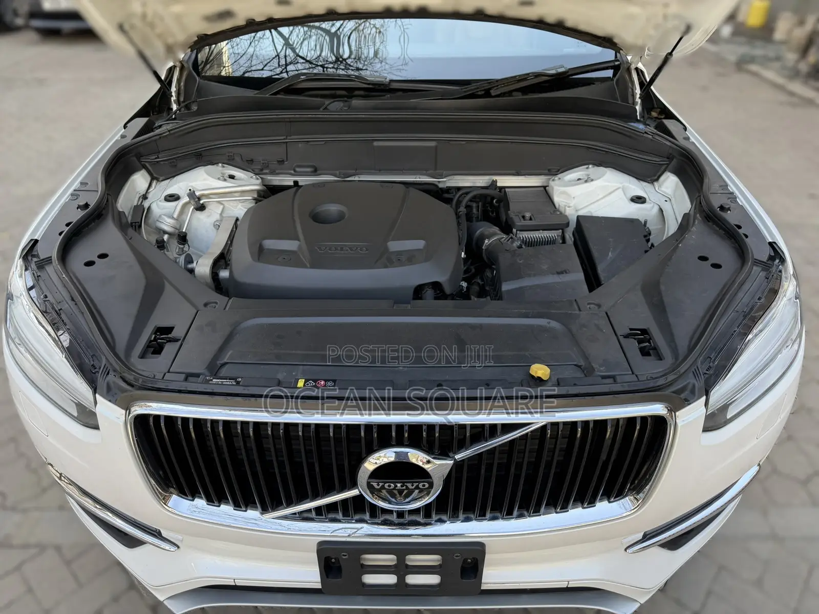 Volvo XC90 T5 Momentum AWD (2.0L 4cyl 8A) 2017 White