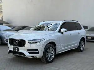 Volvo XC90 T5 Momentum AWD (2.0L 4cyl 8A) 2017 White