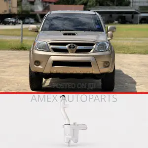 Washer Tank Toyota Hilux Vigo 2004- 2008