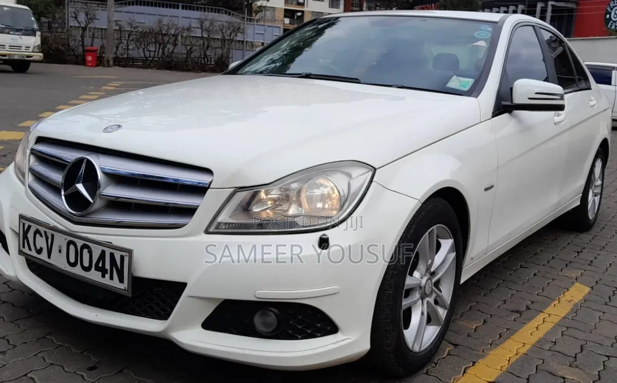 Mercedes-Benz C200 2012 White