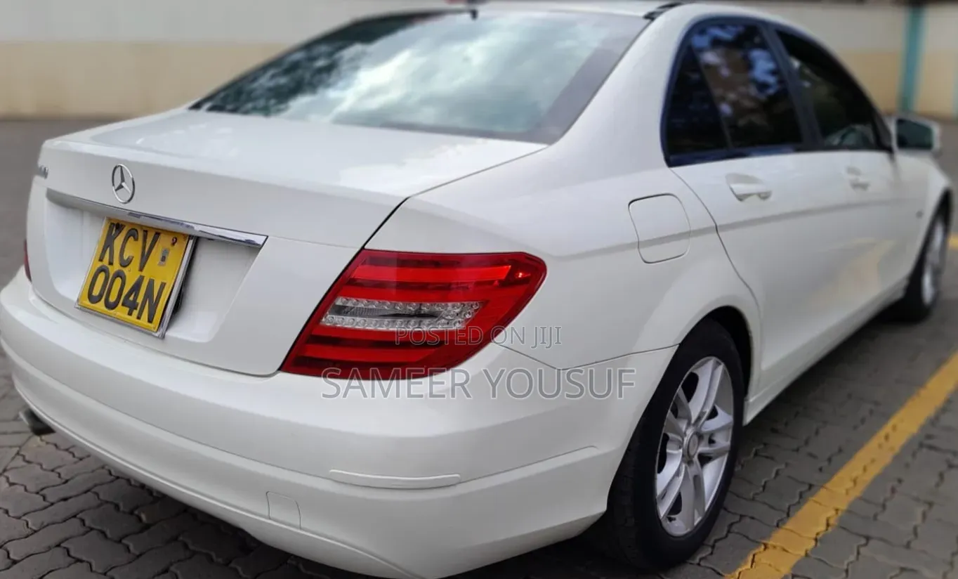 Mercedes-Benz C200 2012 White
