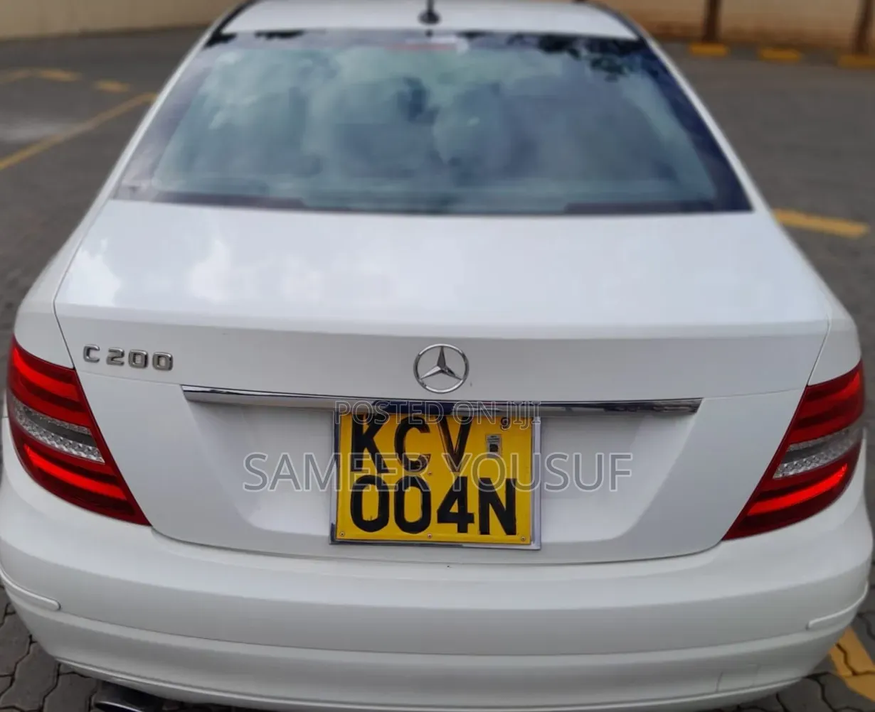 Mercedes-Benz C200 2012 White