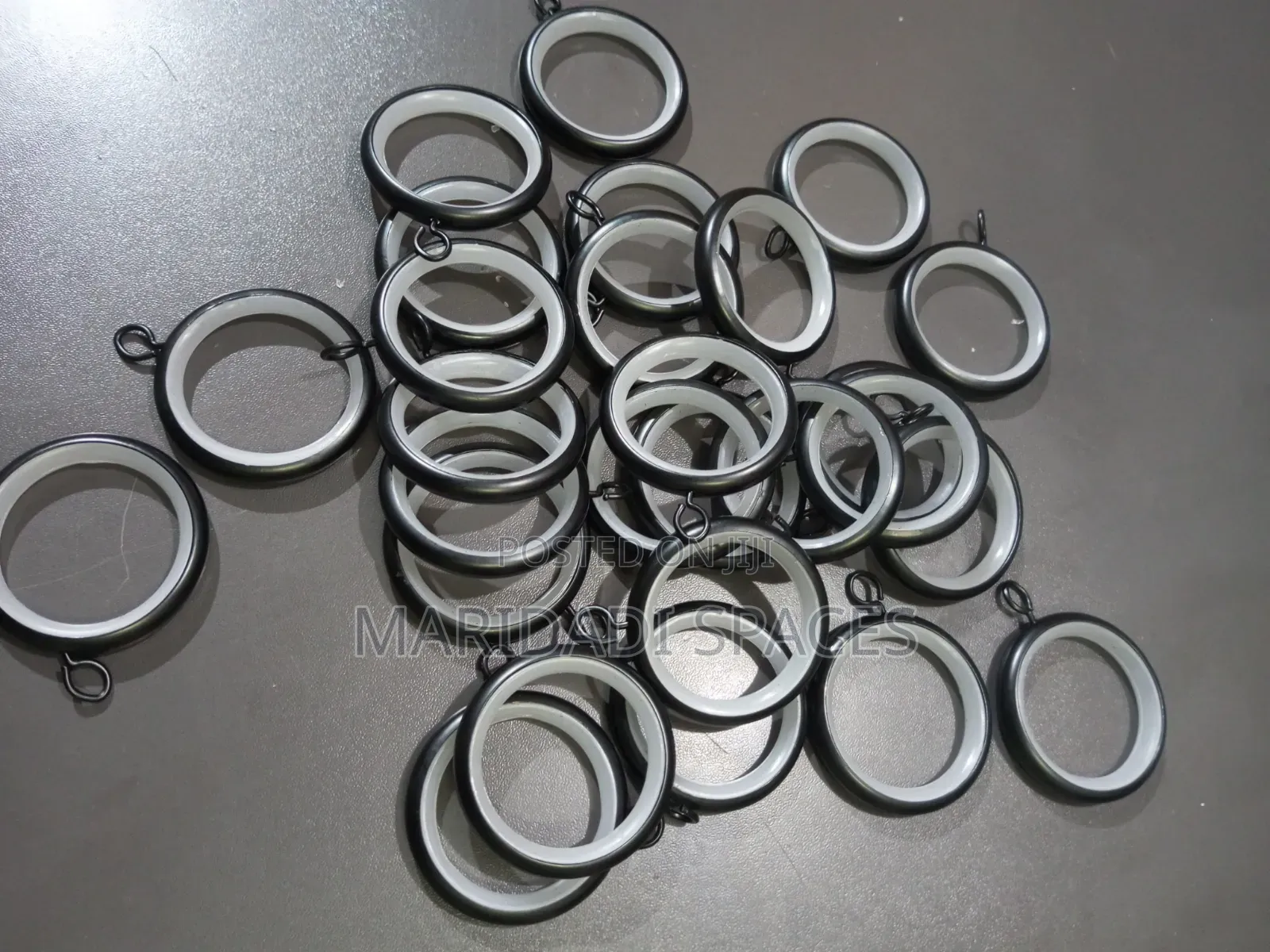 Black Big Size Silent Curtain Rod Rings With Eyelet