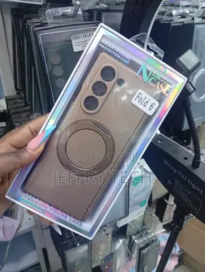 Gold-Colored New Case Phone Case for the Samsung Galaxy Z Fold 6