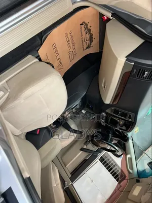 Mitsubishi Pajero 2015 Silver