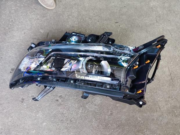 Prado 150 Series Front Headlight/Lamp