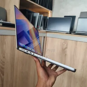 Laptop Apple MacBook Pro 2023 M2 Max 32GB Apple M2 SSD 1T