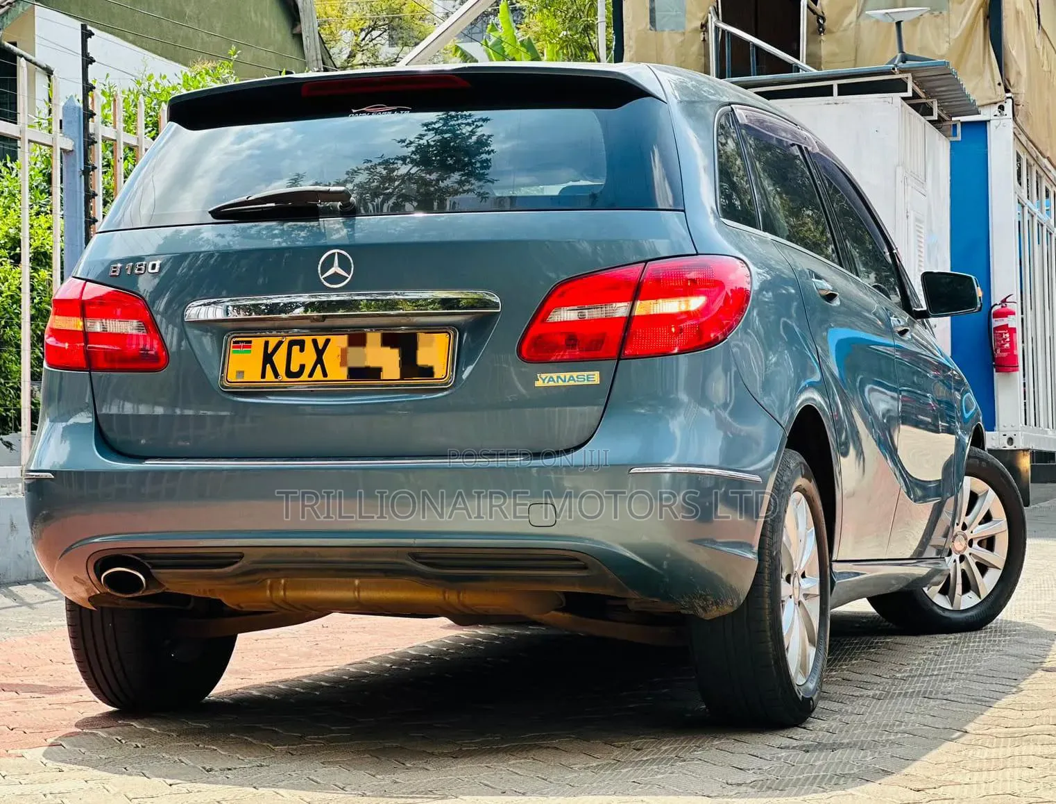 Mercedes-Benz B-Class 2012 Blue
