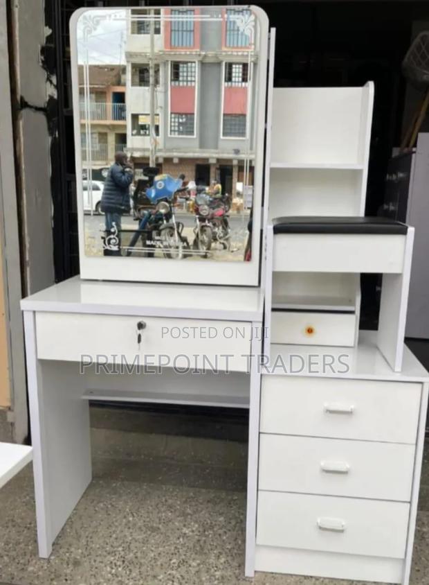 Dressing Table,Stylish White Dressing Table With Mirror