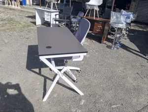 Executive Office Table and a Ergonomic Chair