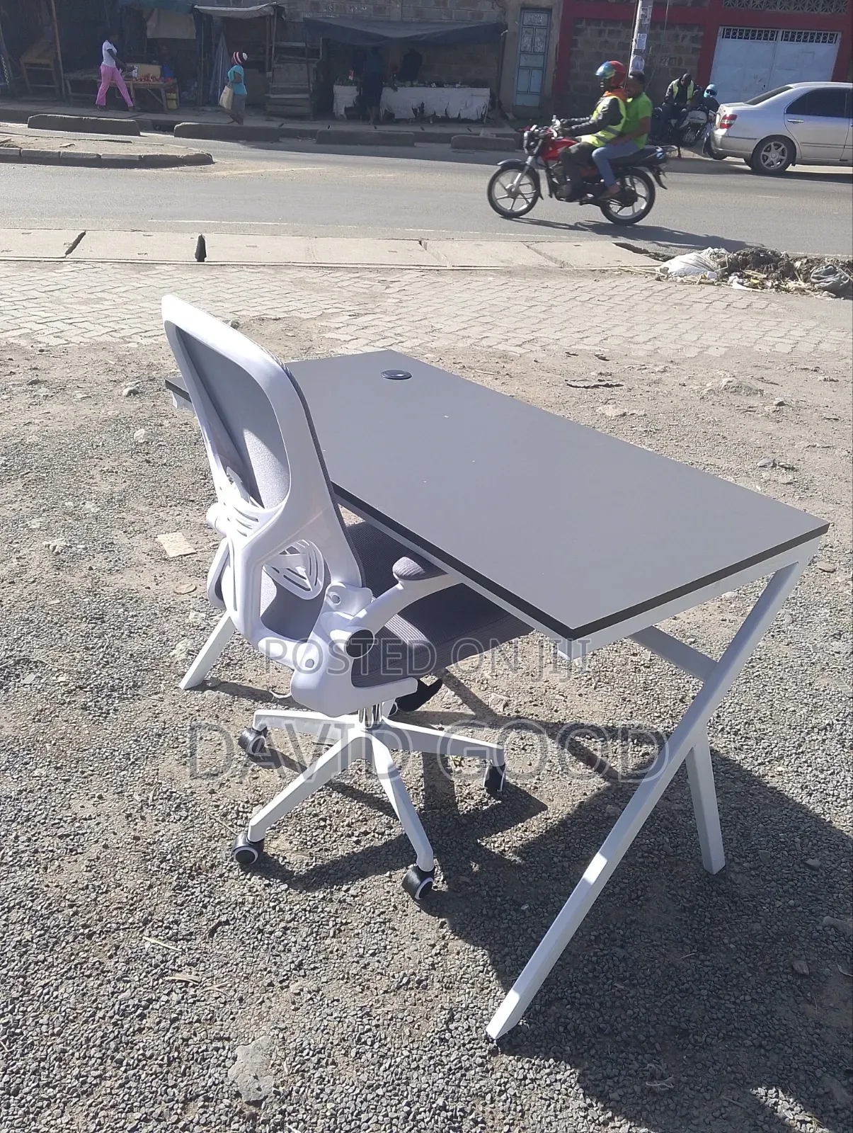 Executive Office Table and a Ergonomic Chair