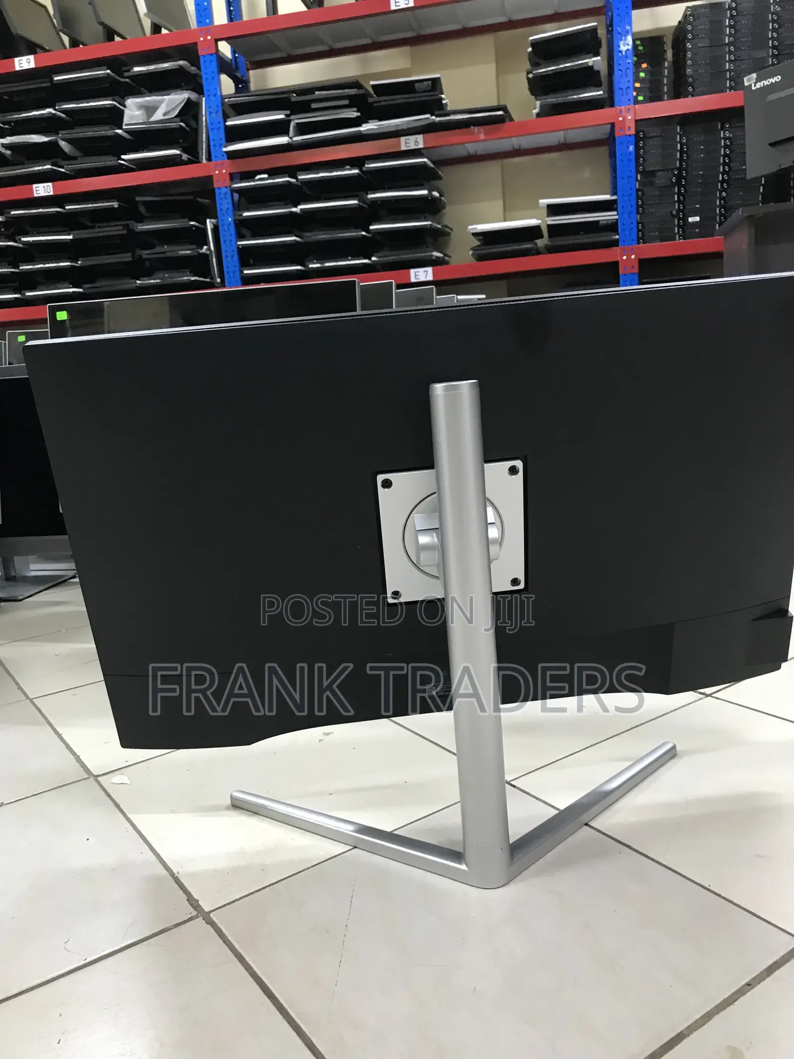 Dell 27 Inches Frameless Monitor