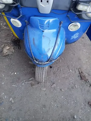 Piaggio 2021 Blue