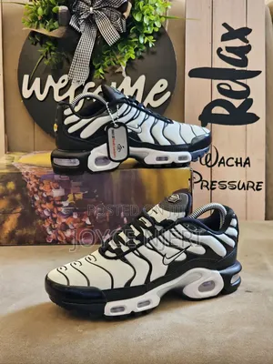 Sneakers for Both Male and Female