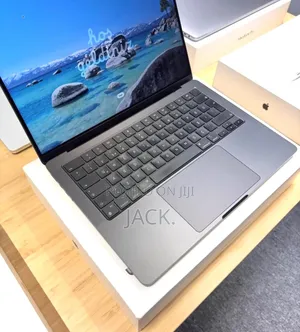 Laptop Apple MacBook Pro 2025 M5 24GB Apple M5 SSD 1T