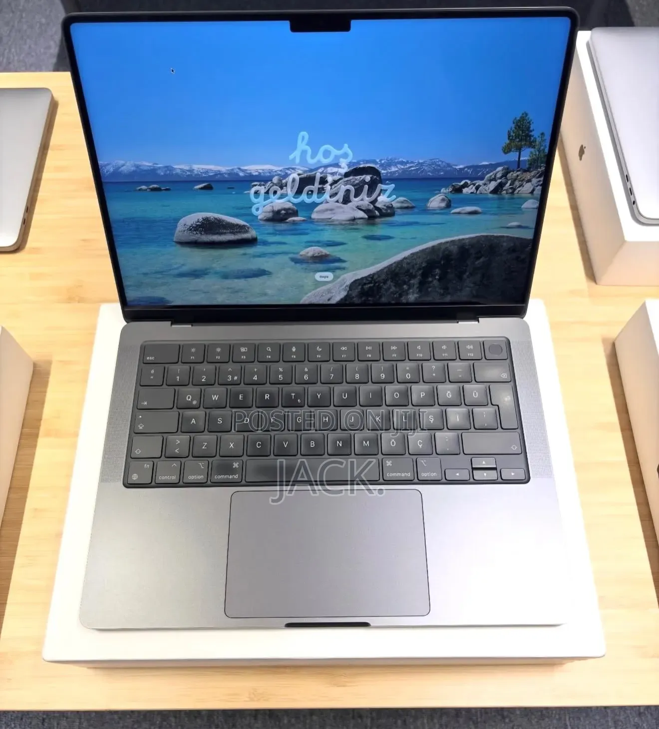 Laptop Apple MacBook Pro 2025 M5 24GB Apple M5 SSD 1T