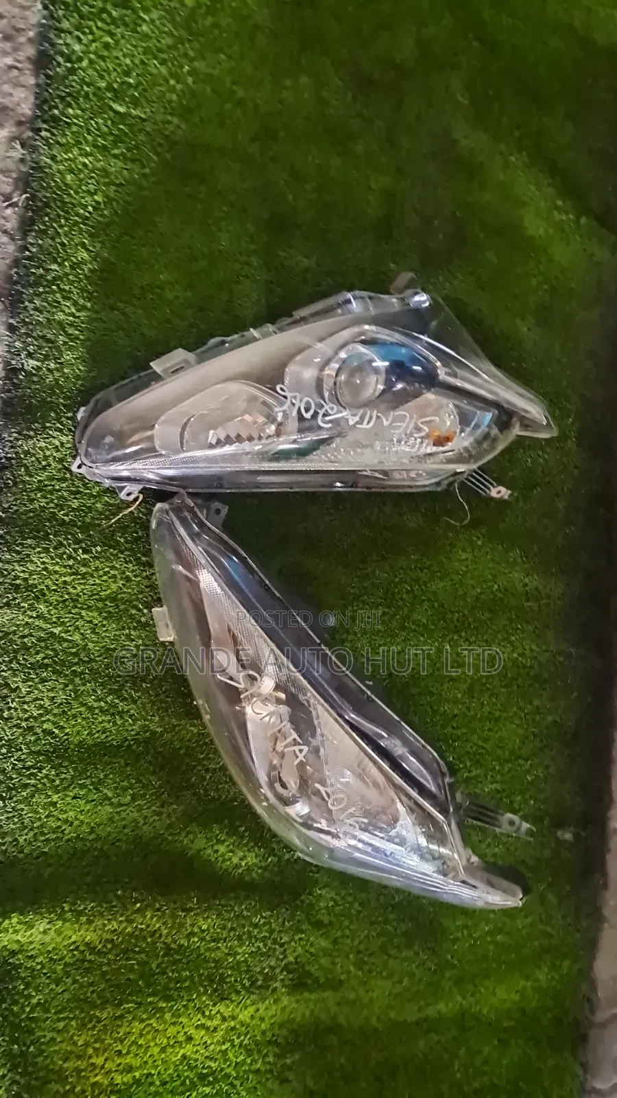 Toyota Sienta Headlight 2016