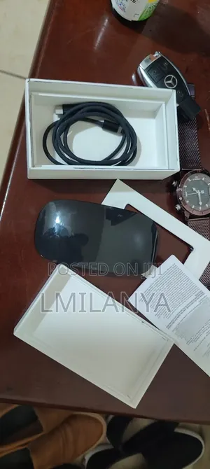 Apple Magic Mouse 2 (Model A1657) - Full Box Kit