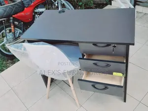 Eames Chairs and Office Desk/Ring Office Desk