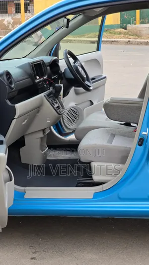 Toyota Passo 2018 Blue
