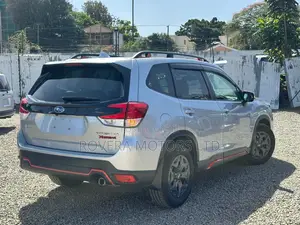 Subaru Forester 2018 Silver