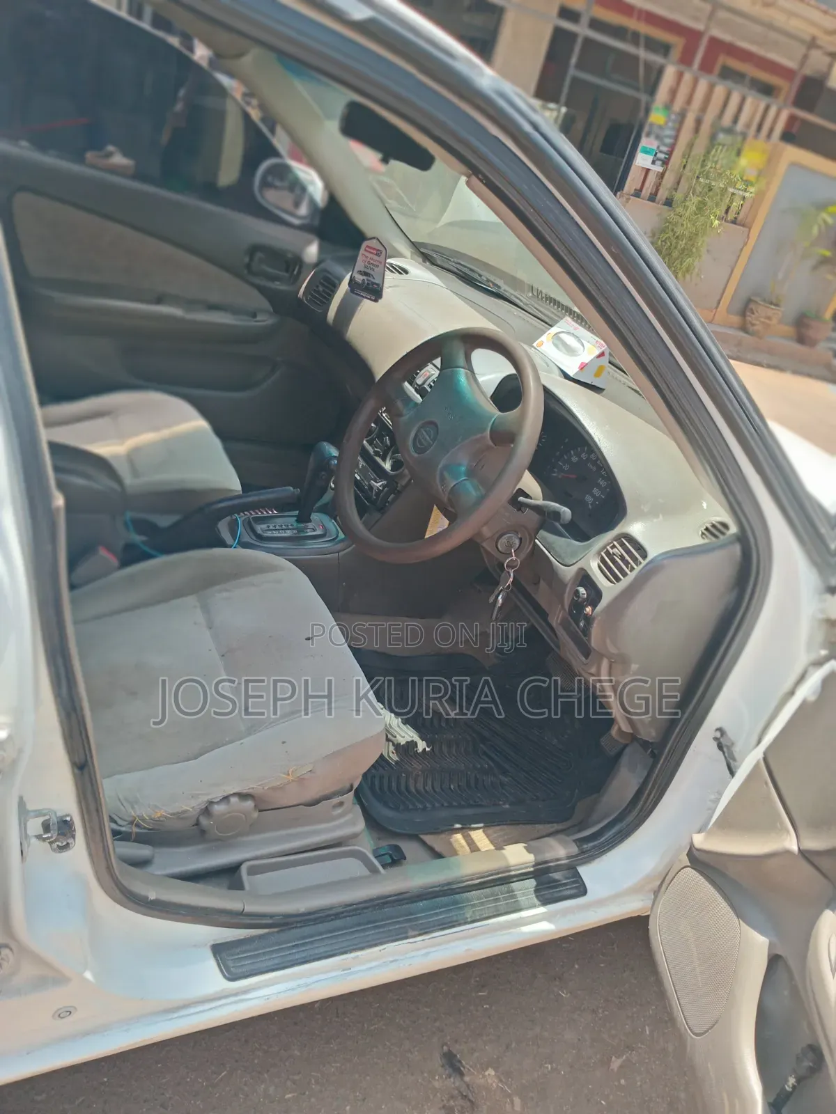 Nissan FB15 2005 White