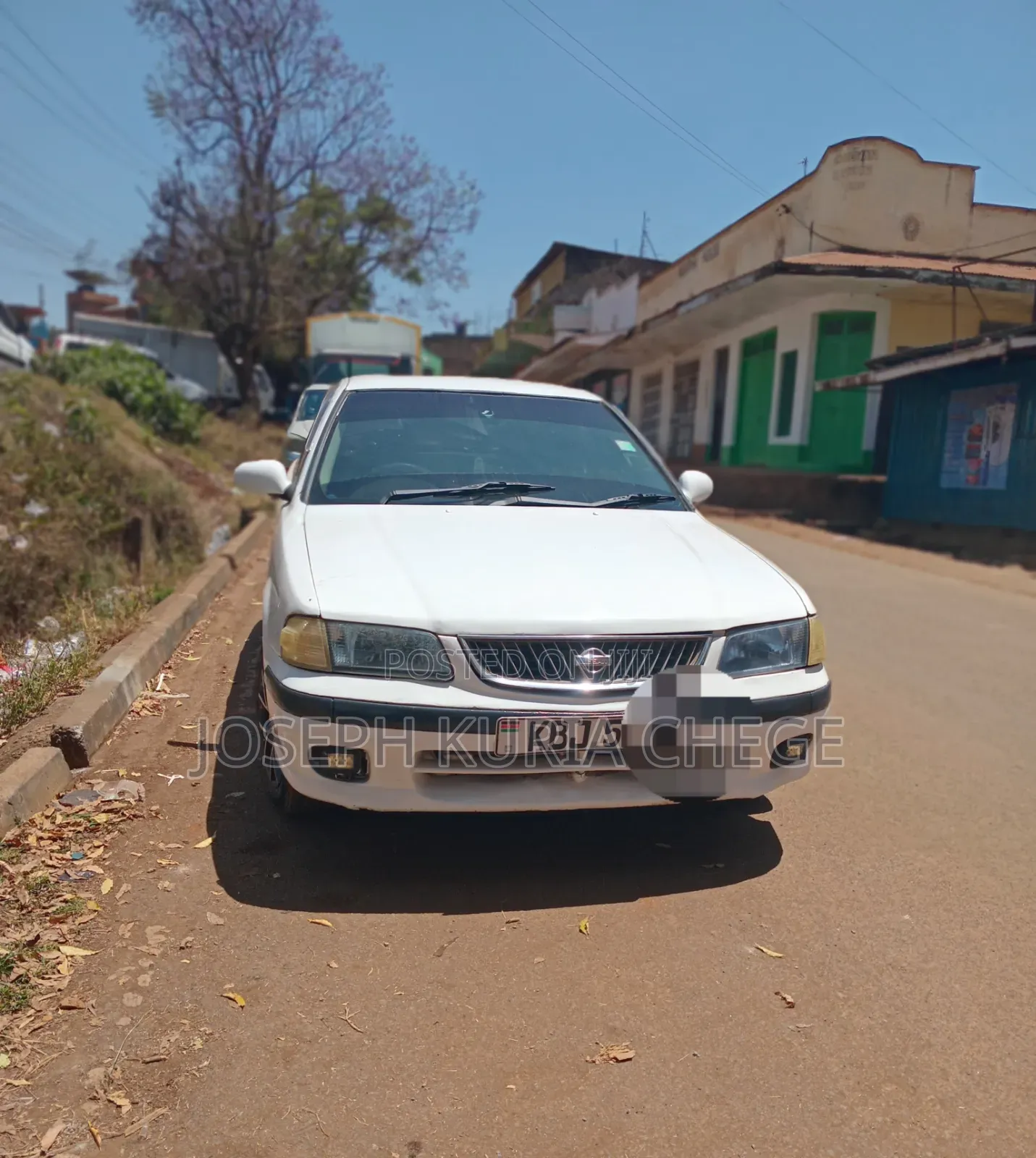 Nissan FB15 2005 White