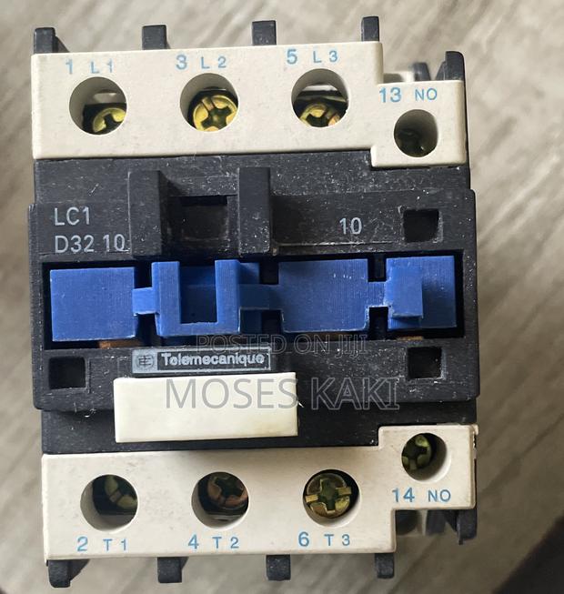 Lc1 D32 Contactor - thumbnail 2